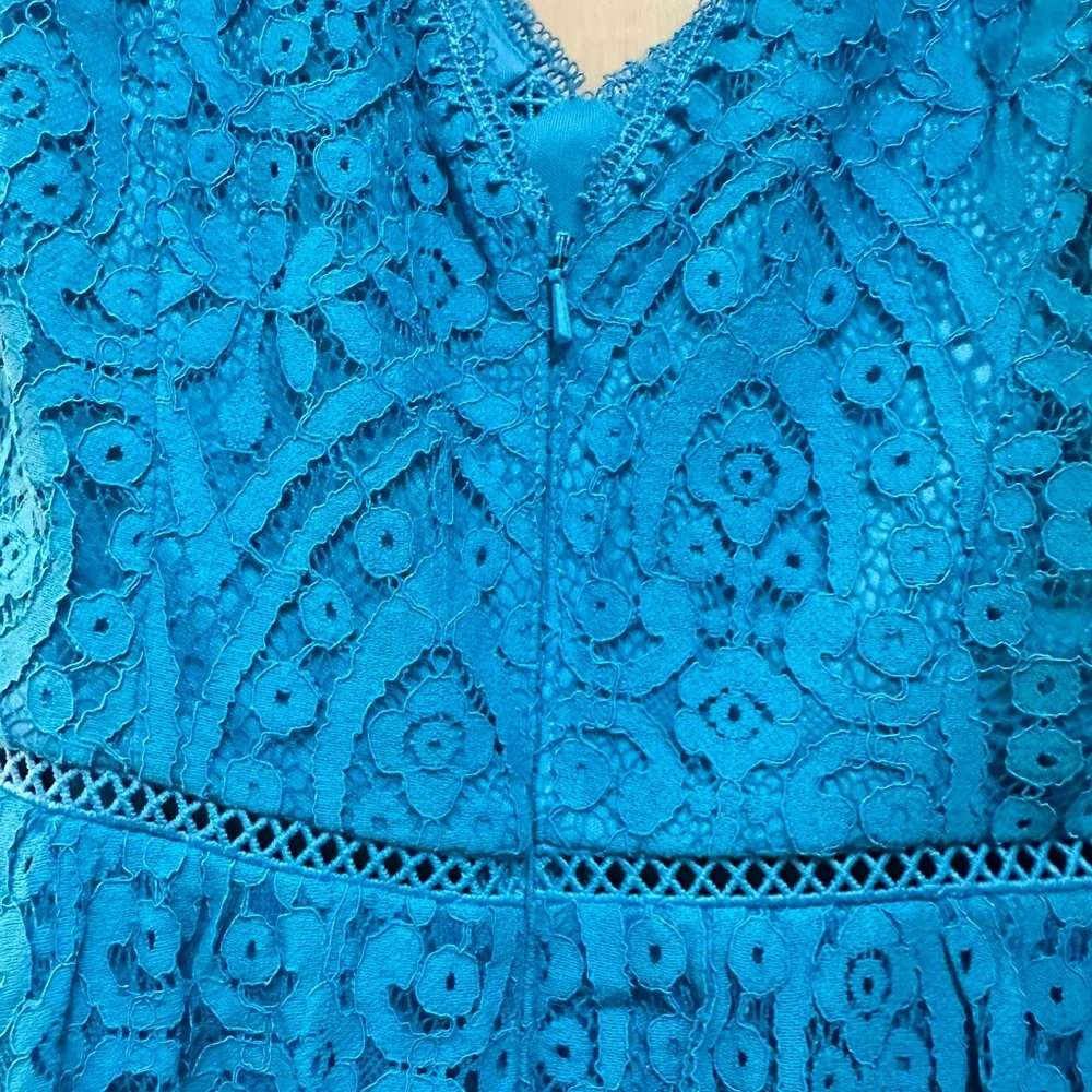 Midi lined lace A-line dress W/back zip. - Picture 3 of 4